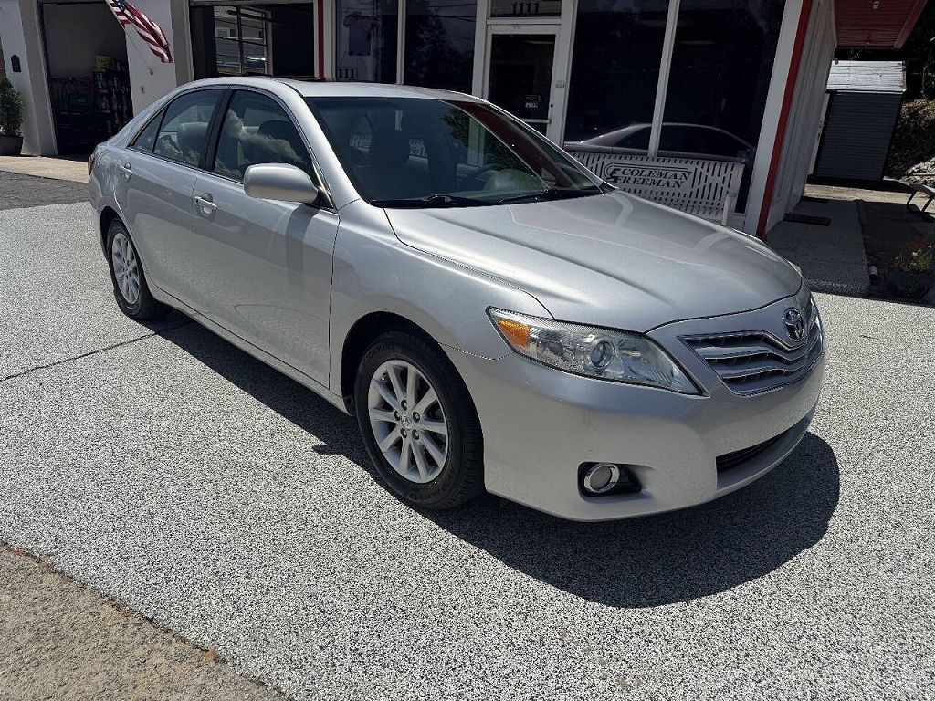 2010 Toyota Camry LE V6