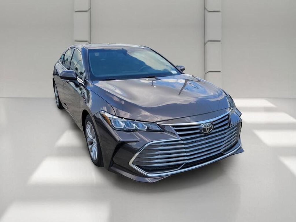 2019 Toyota Avalon XSE