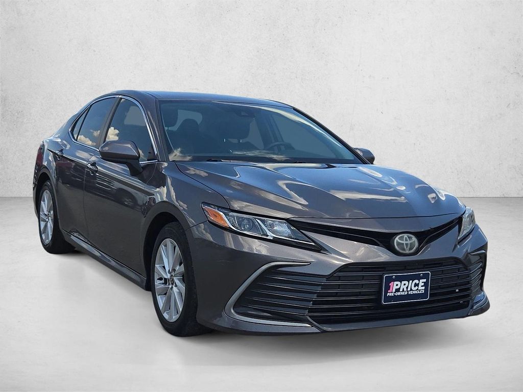 2021 Toyota Camry LE