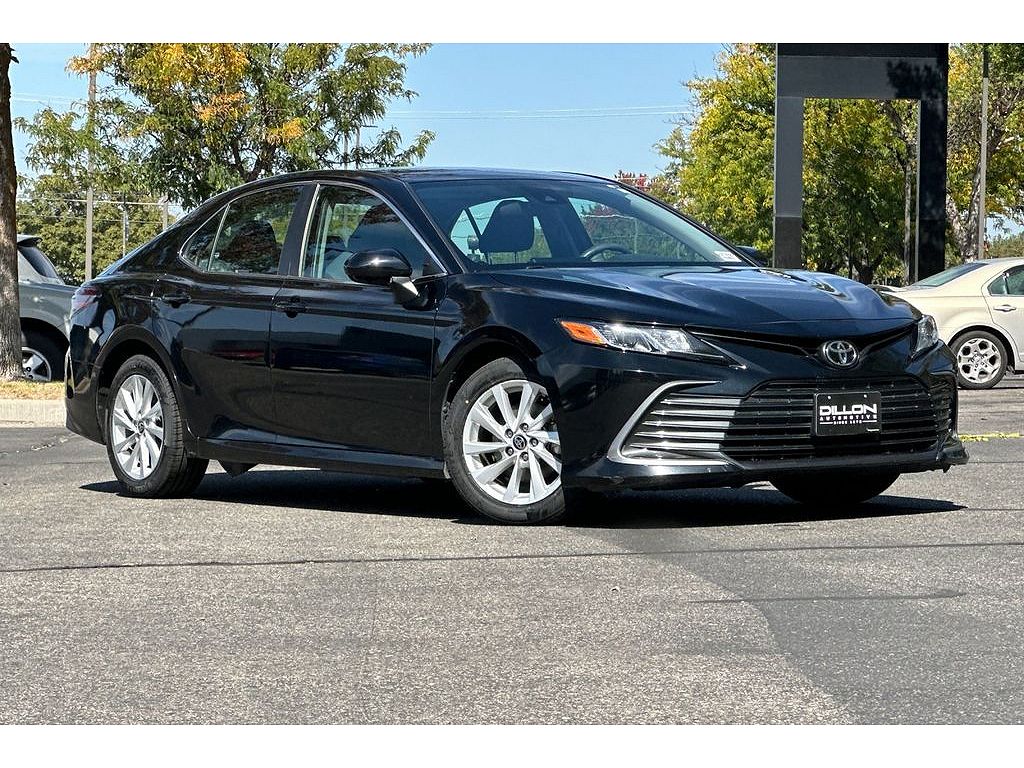 2021 Toyota Camry LE