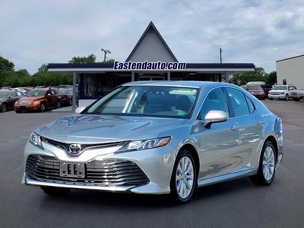 2020 Toyota Camry LE