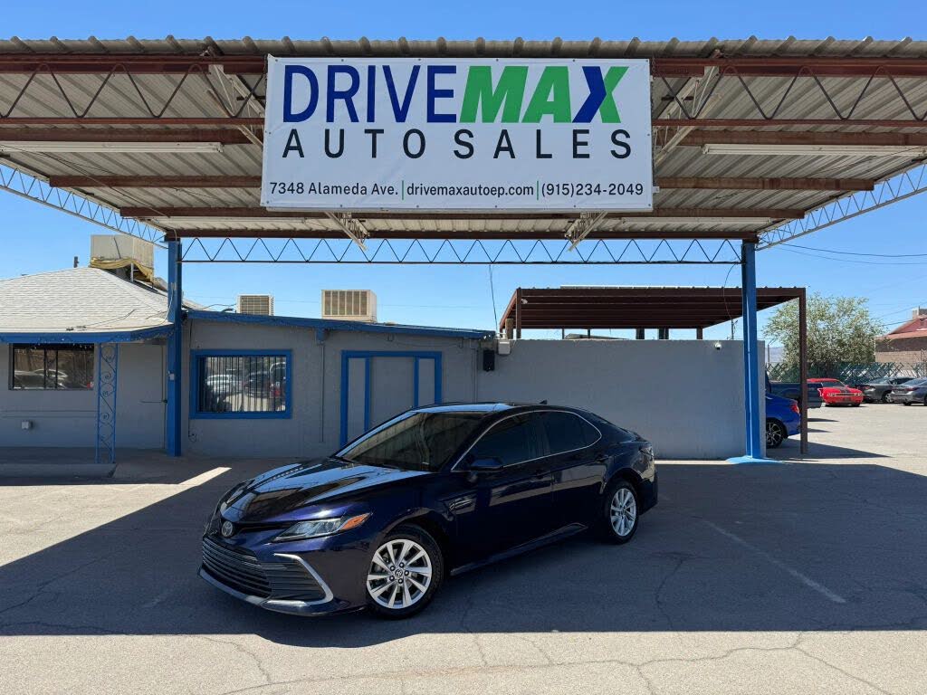 2022 Toyota Camry LE