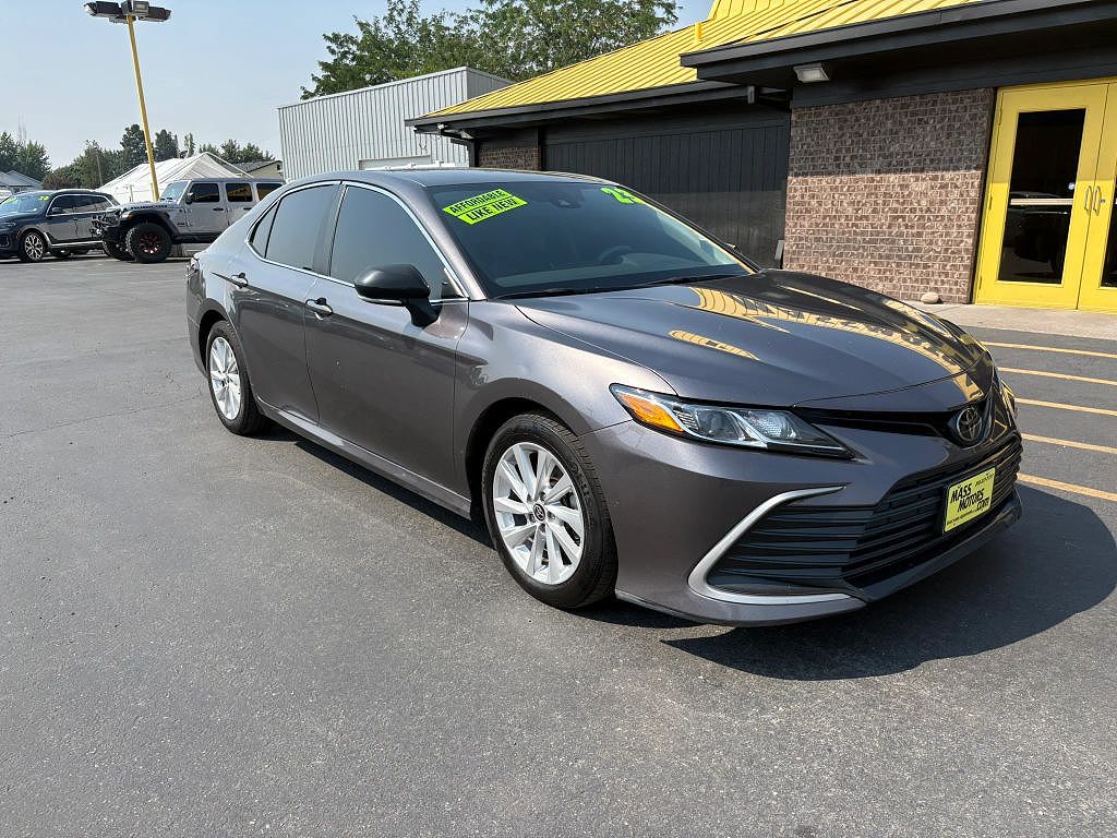 2023 Toyota Camry LE