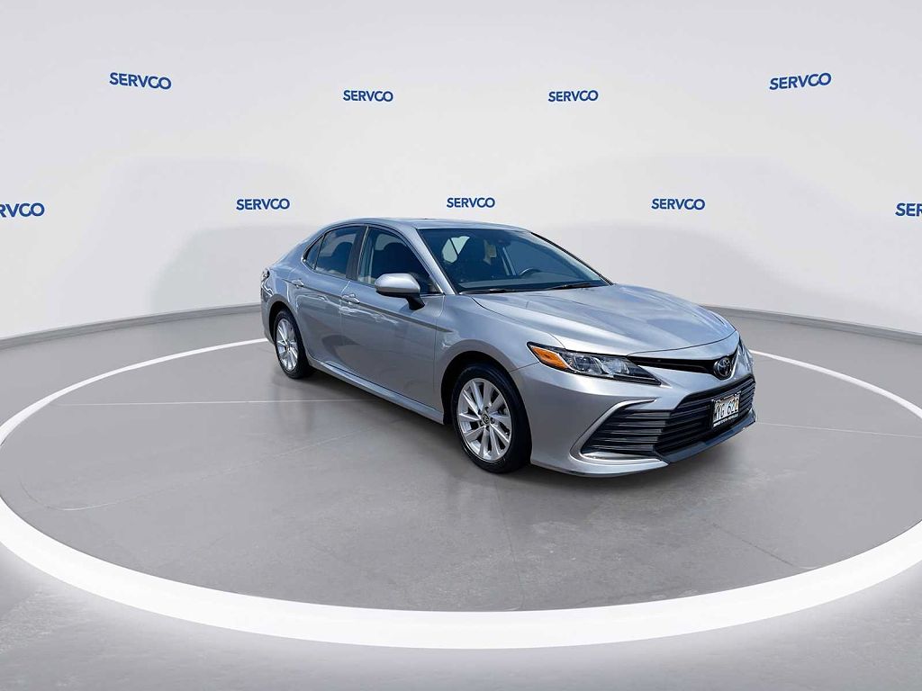 2024 Toyota Camry LE