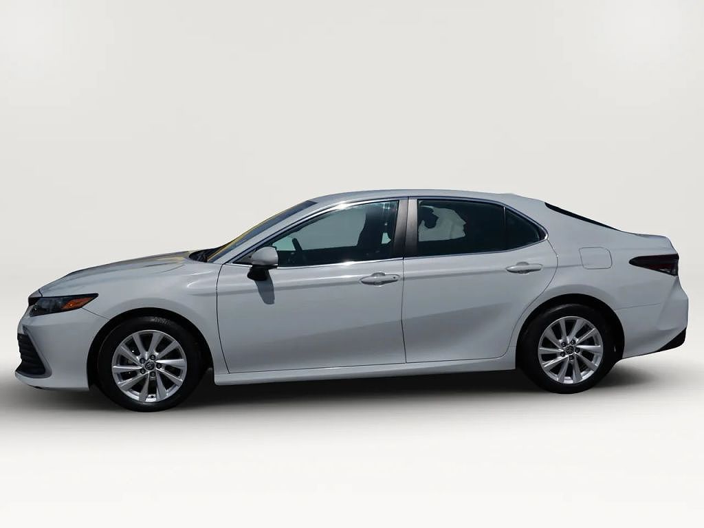 2023 Toyota Camry LE Sedan 4D