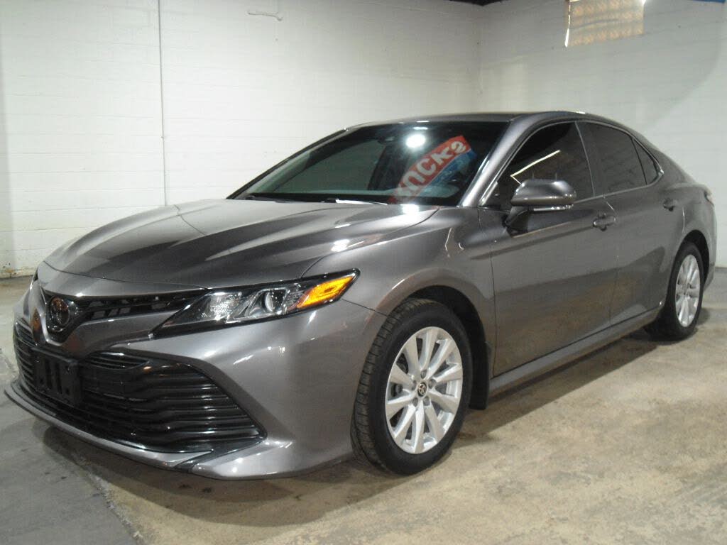 2020 Toyota Camry LE