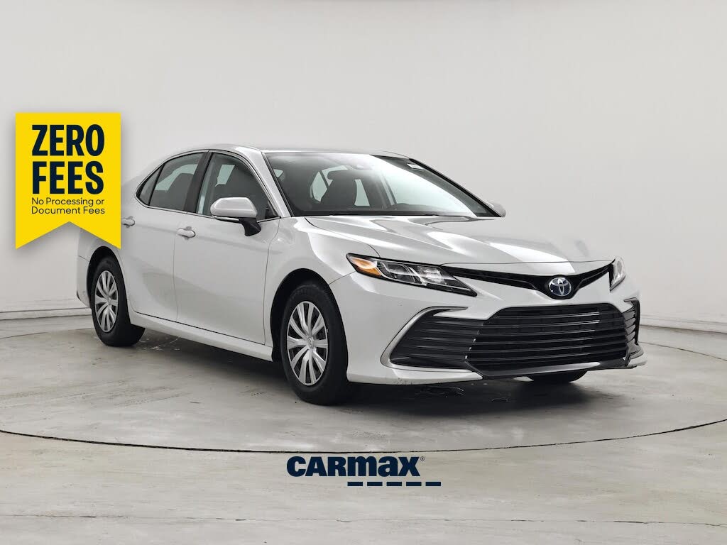 2022 Toyota Camry Hybrid LE
