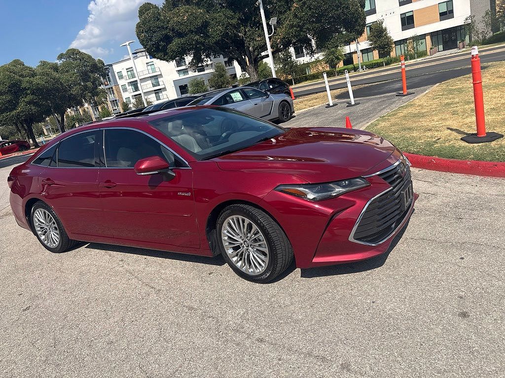 2020 Toyota Avalon Hybrid Limited