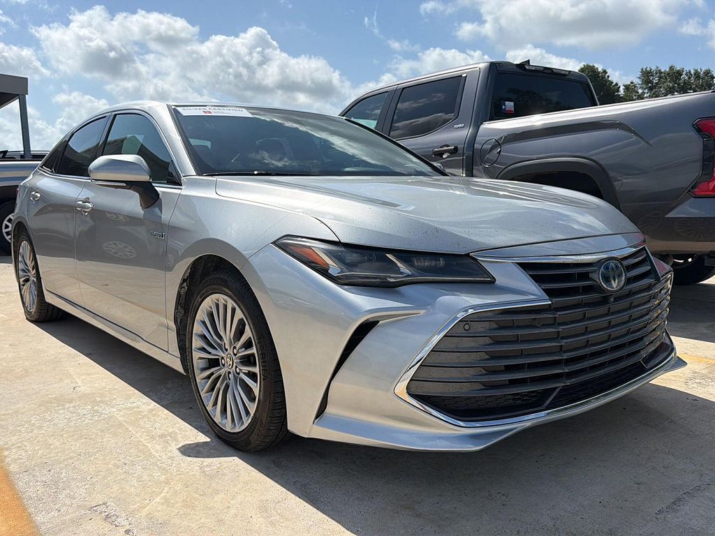2021 Toyota Avalon Hybrid