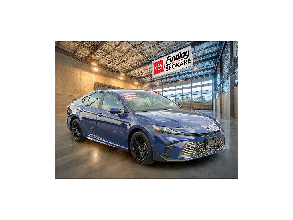 2025 Toyota Camry LE