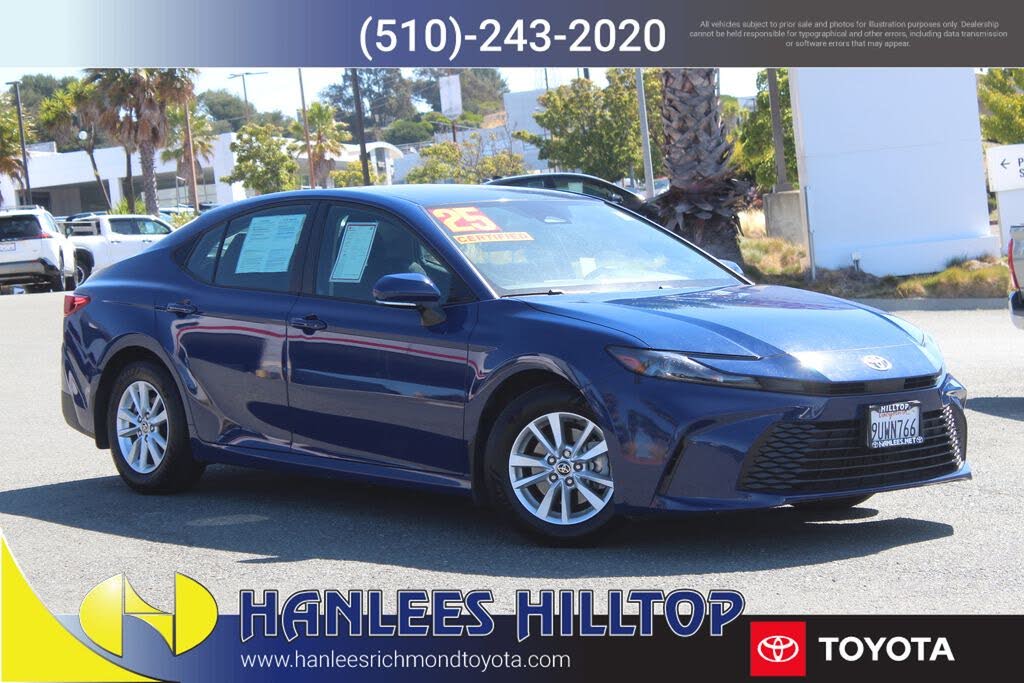 2025 Toyota Camry LE