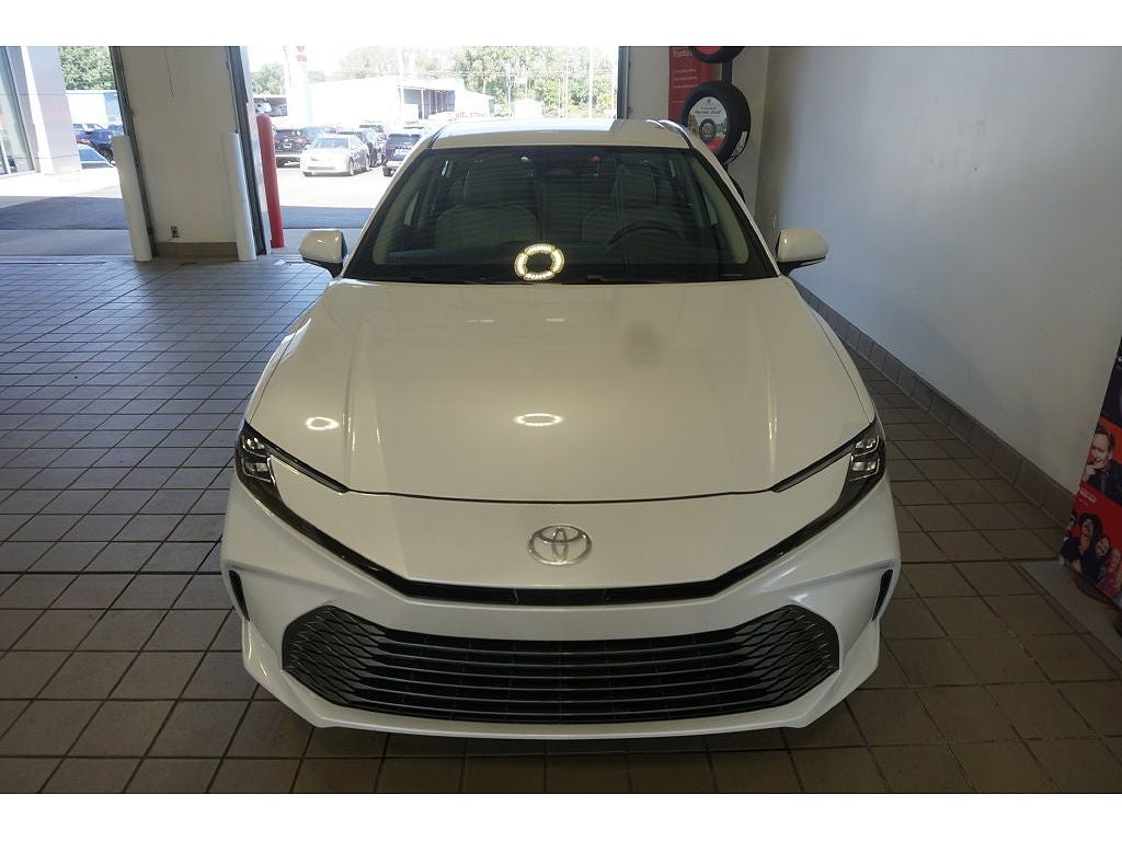 2025 Toyota Camry XLE