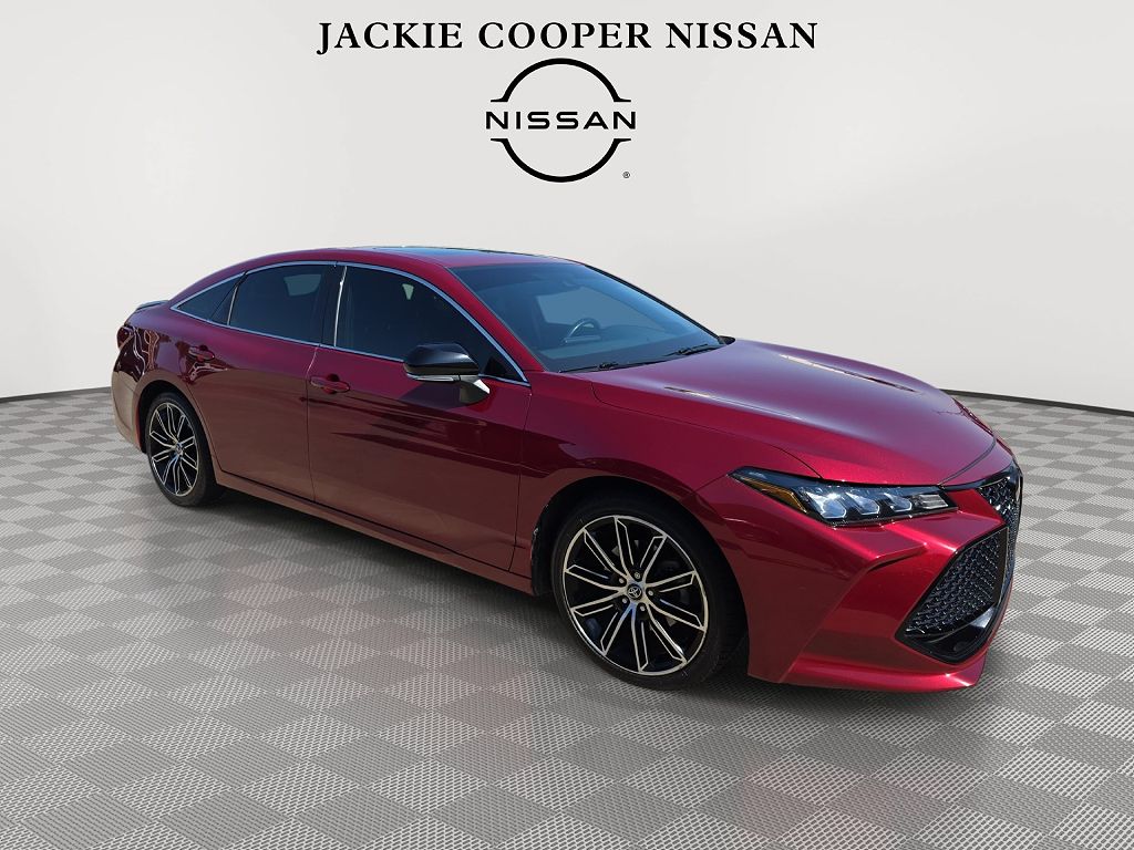 2020 Toyota Avalon XSE