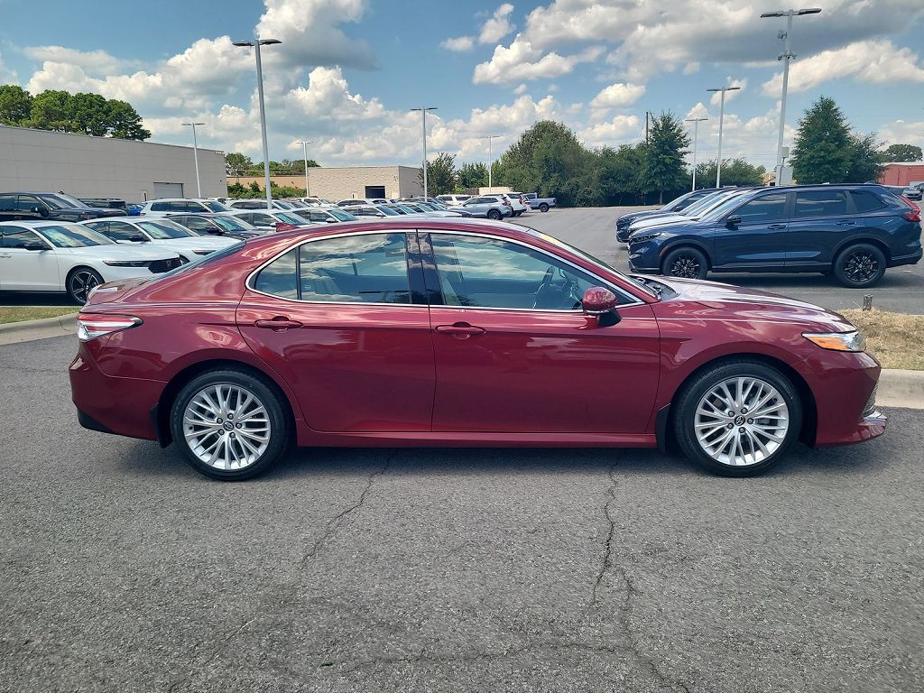 2020 Toyota Camry XLE