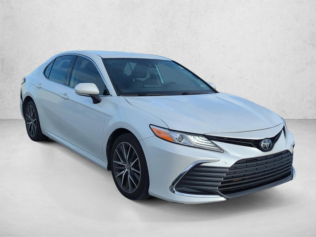 2023 Toyota Camry XLE