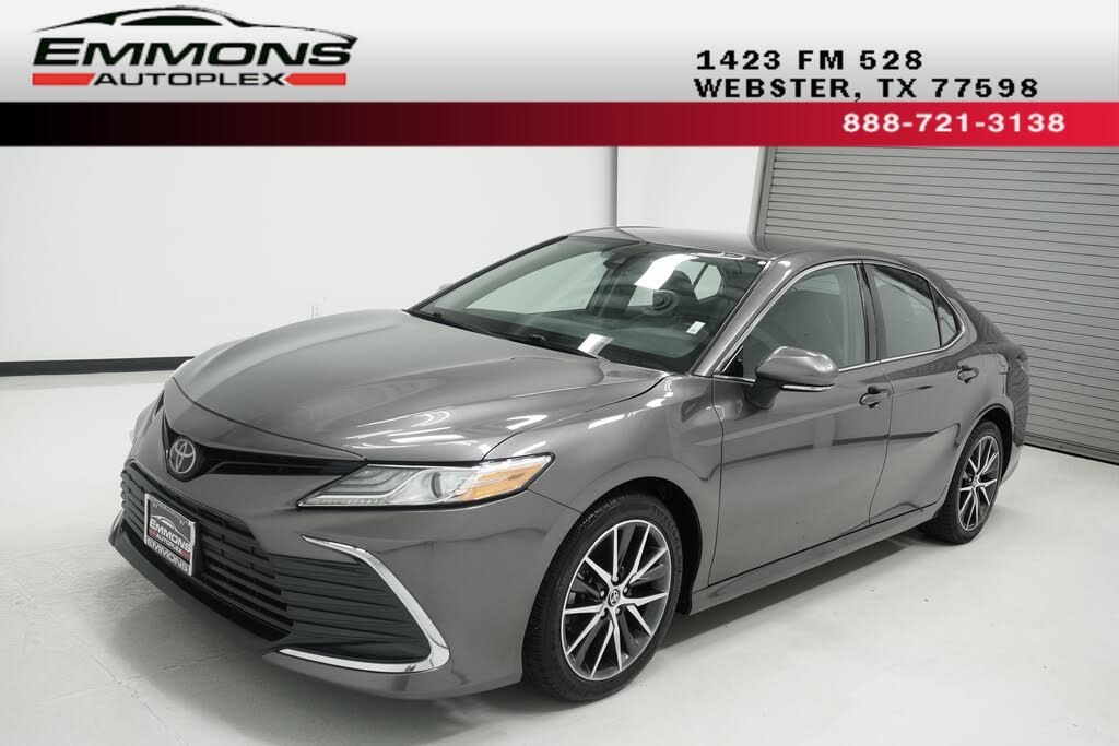 2023 Toyota Camry XLE
