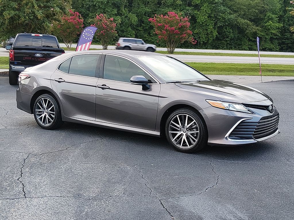 2024 Toyota Camry XLE