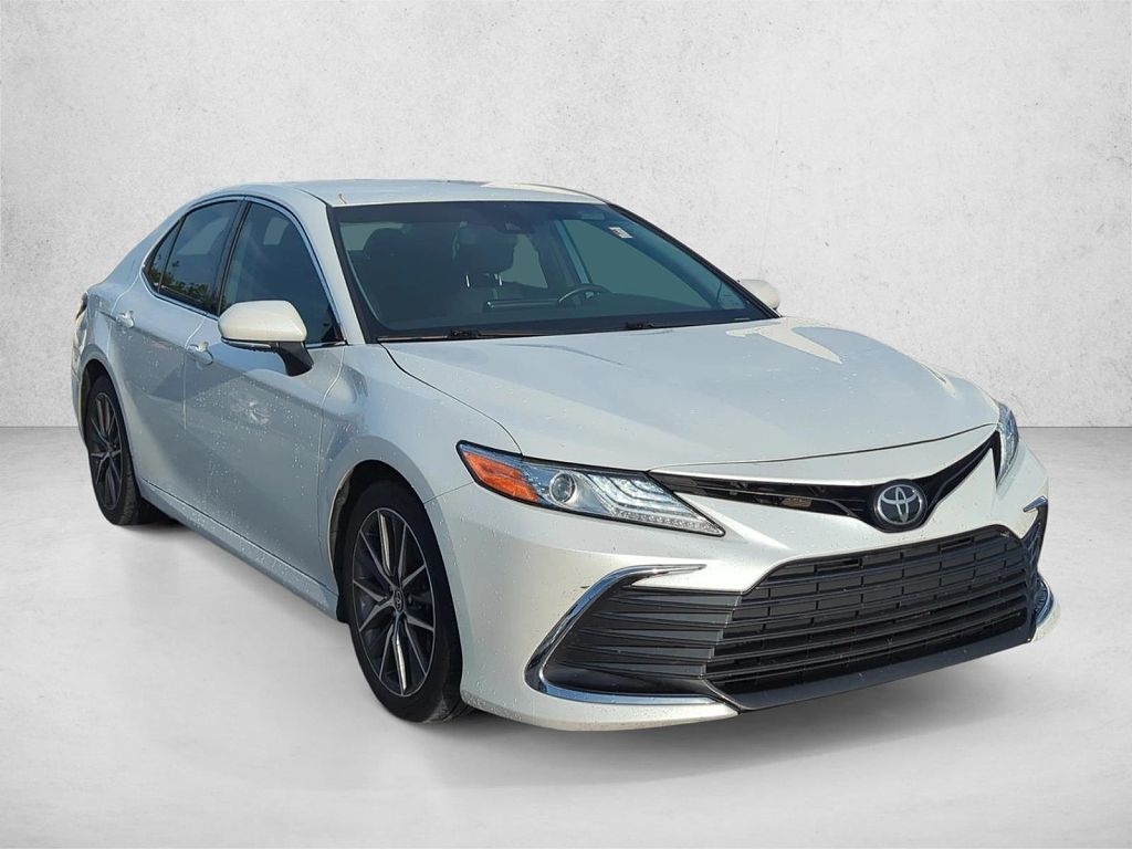 2022 Toyota Camry XLE