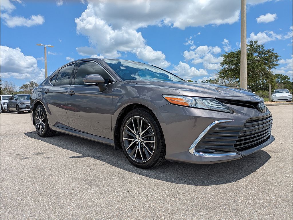 2023 Toyota Camry XLE