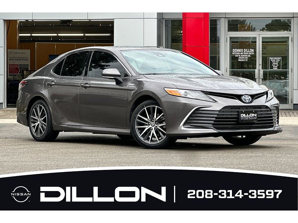 2024 Toyota Camry XLE