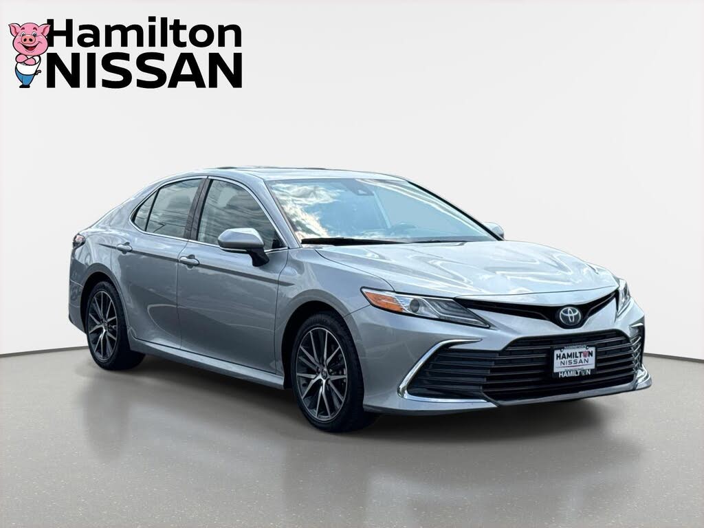 2024 Toyota Camry Hybrid XLE