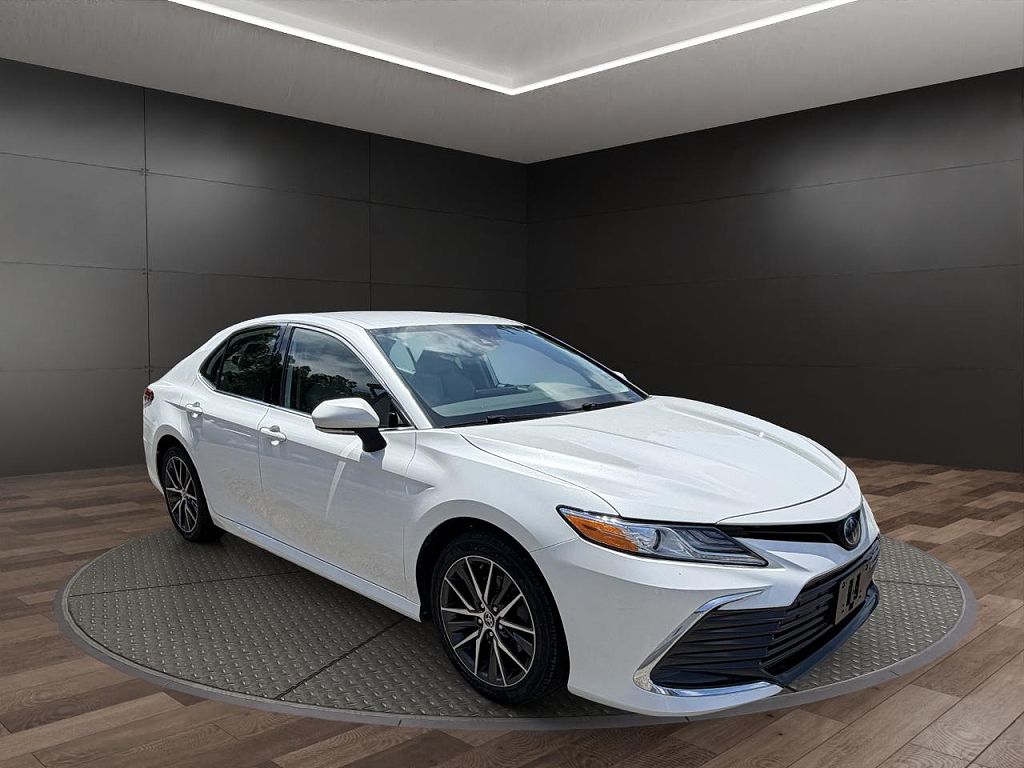 2023 Toyota Camry XLE