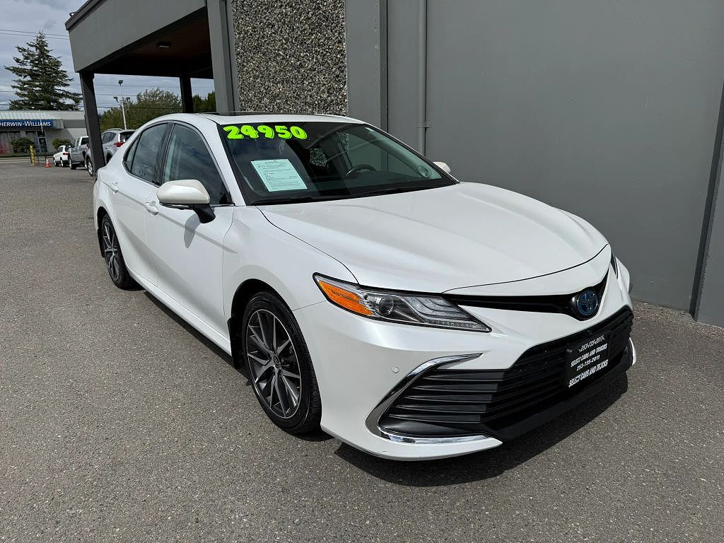 2022 Toyota Camry XLE