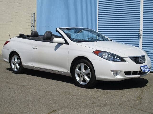 2004 Toyota Camry Solara SE