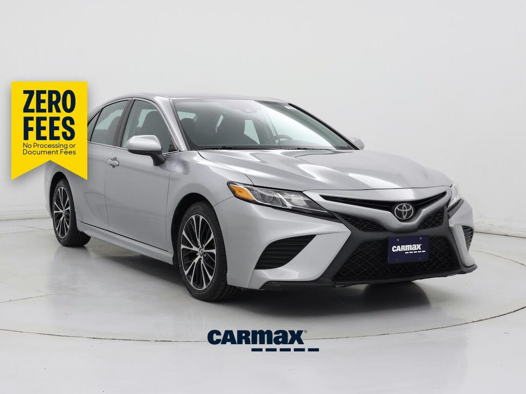 2020 Toyota Camry SE Nightshade Edition