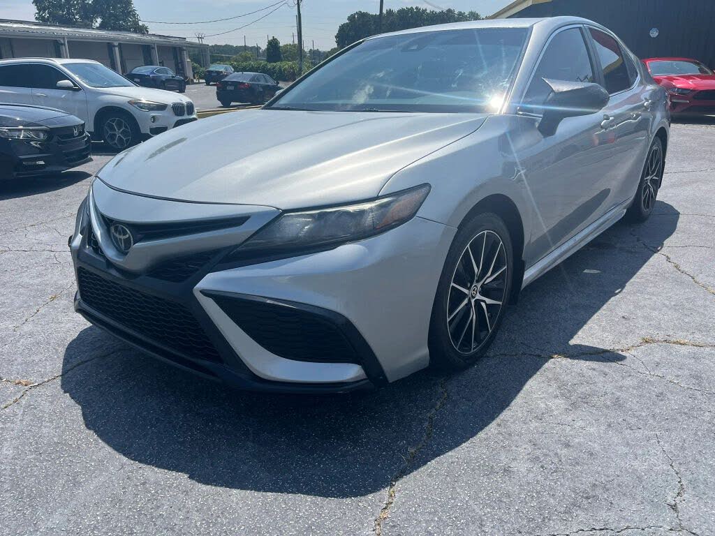 2021 Toyota Camry SE