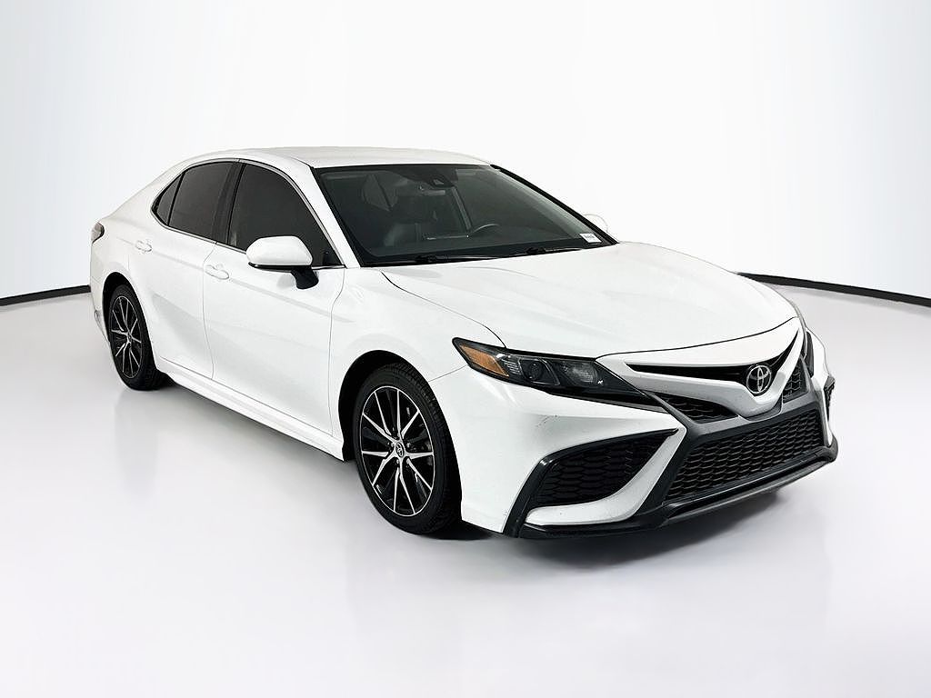 2021 Toyota Camry SE