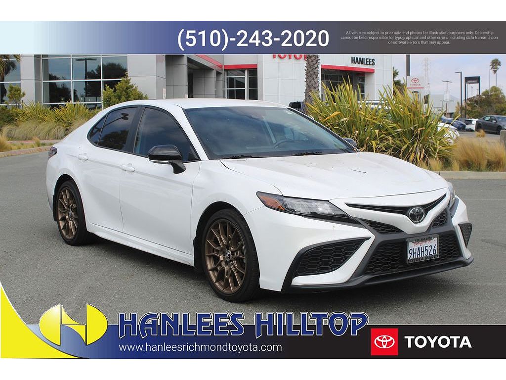 2023 Toyota Camry SE