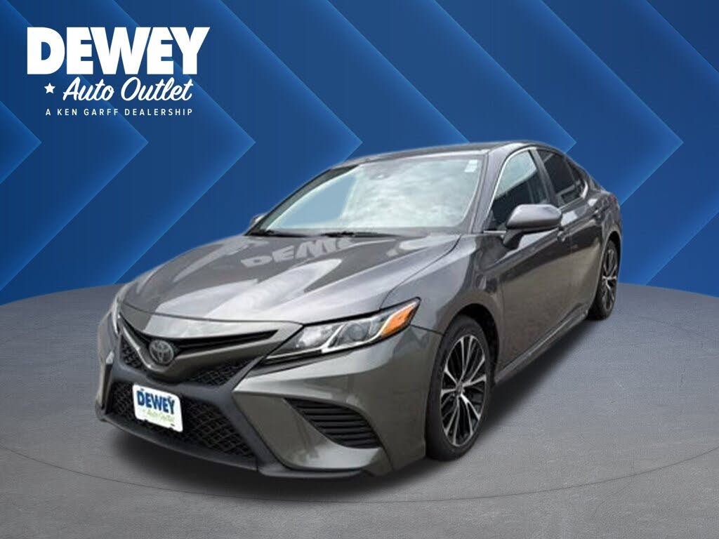 2020 Toyota Camry SE Nightshade Edition