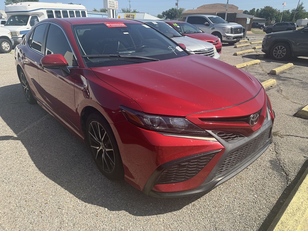 2021 Toyota Camry SE