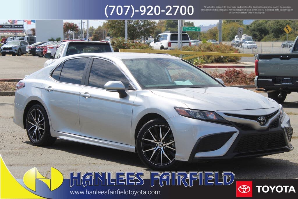 2023 Toyota Camry SE