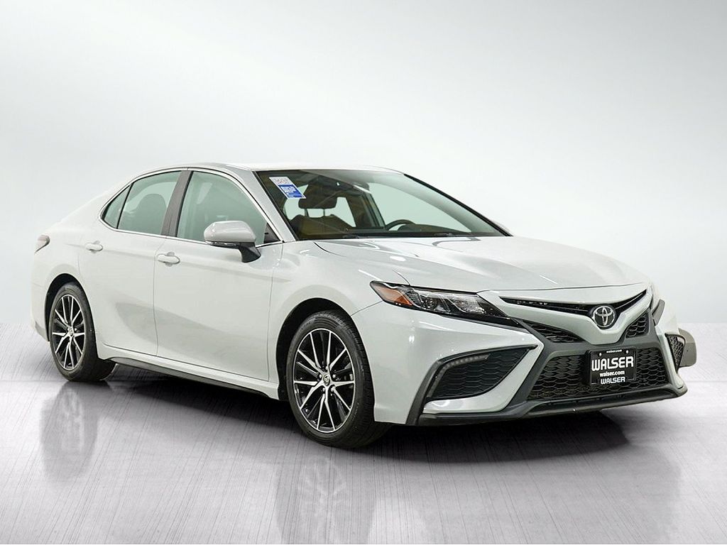 2022 Toyota Camry SE Nightshade Edition