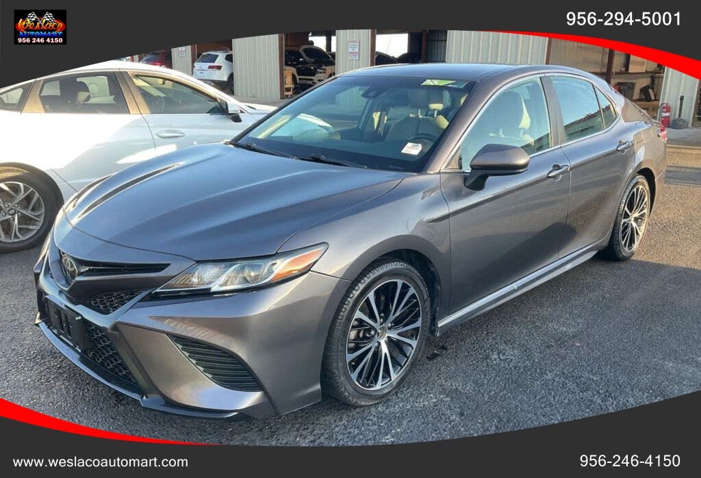 2020 Toyota Camry SE Nightshade Edition