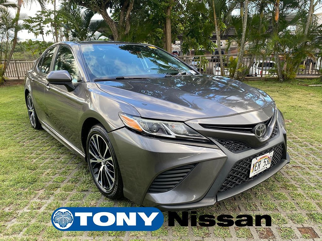 2020 Toyota Camry SE Nightshade Edition