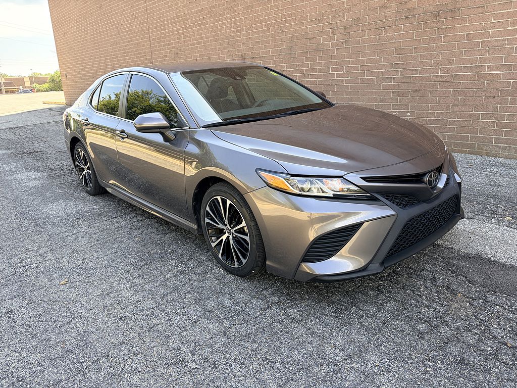2020 Toyota Camry SE Nightshade Edition