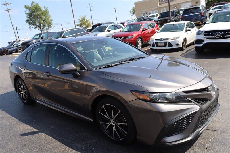 2021 Toyota Camry SE