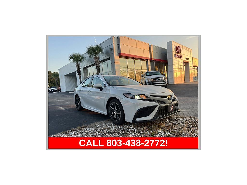 2022 Toyota Camry SE Nightshade Edition