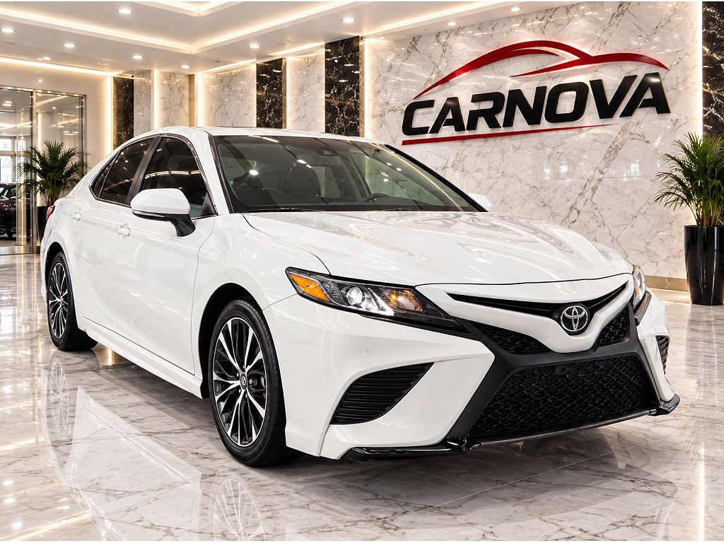2020 Toyota Camry SE Nightshade Edition