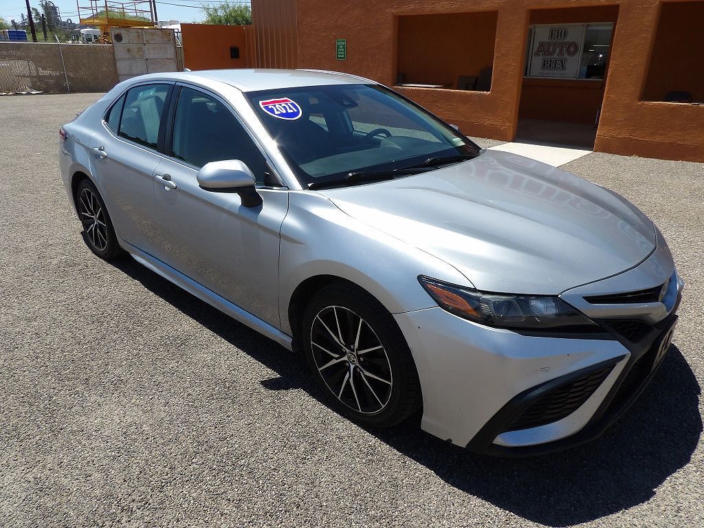 2021 Toyota Camry SE