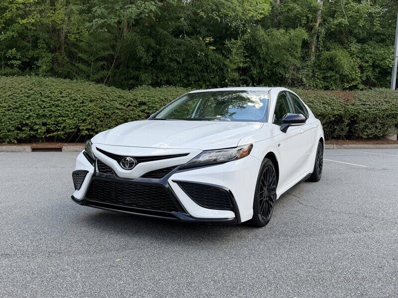 2022 Toyota Camry SE Nightshade Edition
