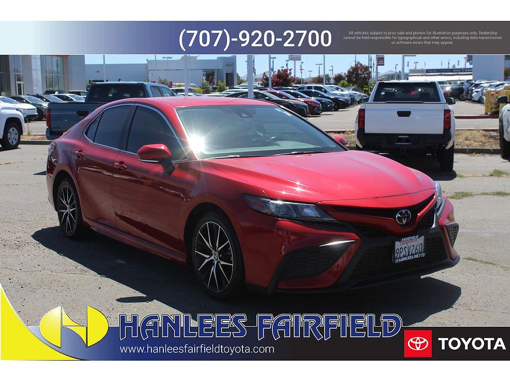 2022 Toyota Camry SE Nightshade Edition