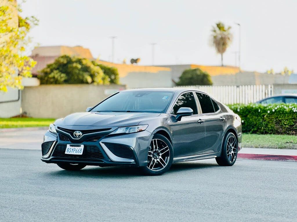 2021 Toyota Camry SE
