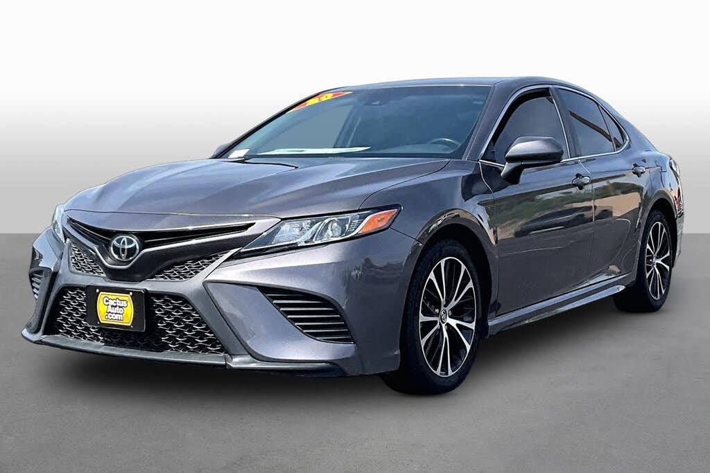 2020 Toyota Camry SE Nightshade Edition