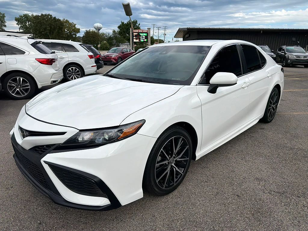 2021 Toyota Camry SE