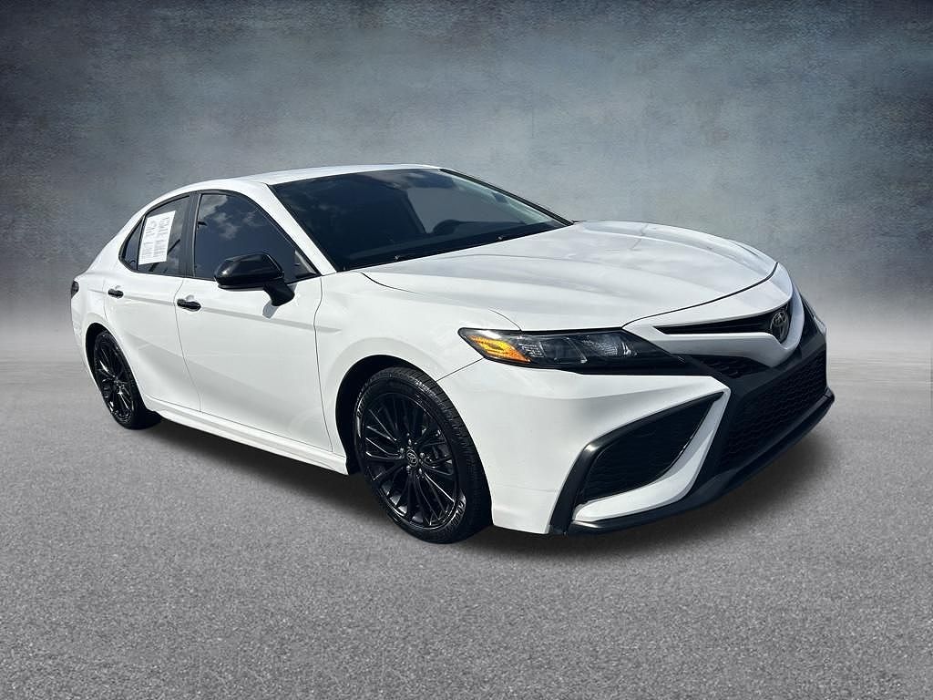 2021 Toyota Camry SE
