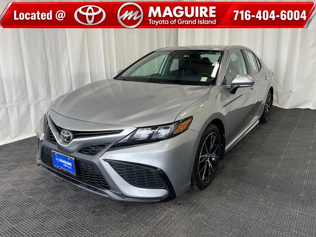 2024 Toyota Camry SE Nightshade Edition